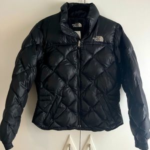 The North Face 600 goose down diamond quilted short puffer jacket